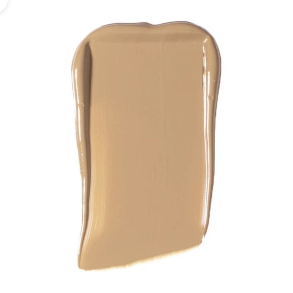 NIB Doucce Cache Creme Satin Foundation YD11